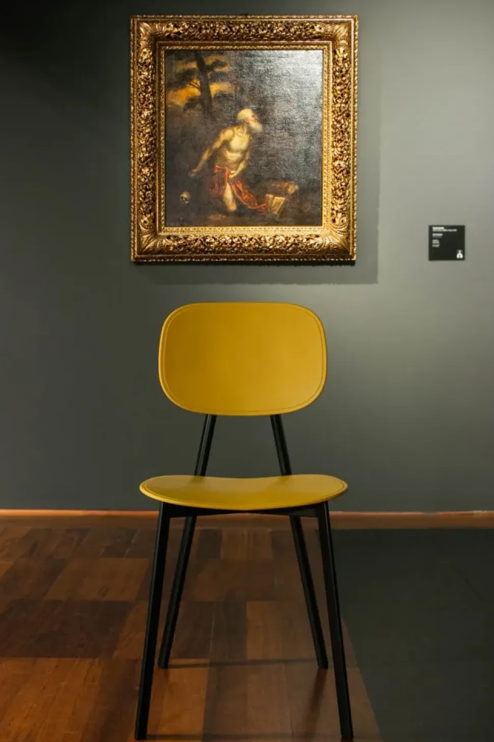 Sedia Tata young Point house in OFFERTA OUTLET