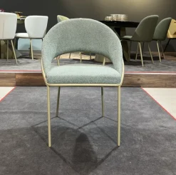 Sedia Viola da soggiorno realizzata in tessuto scontata del 75%