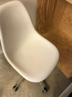 SEDIA Vitra Pscc PREZZI OUTLET