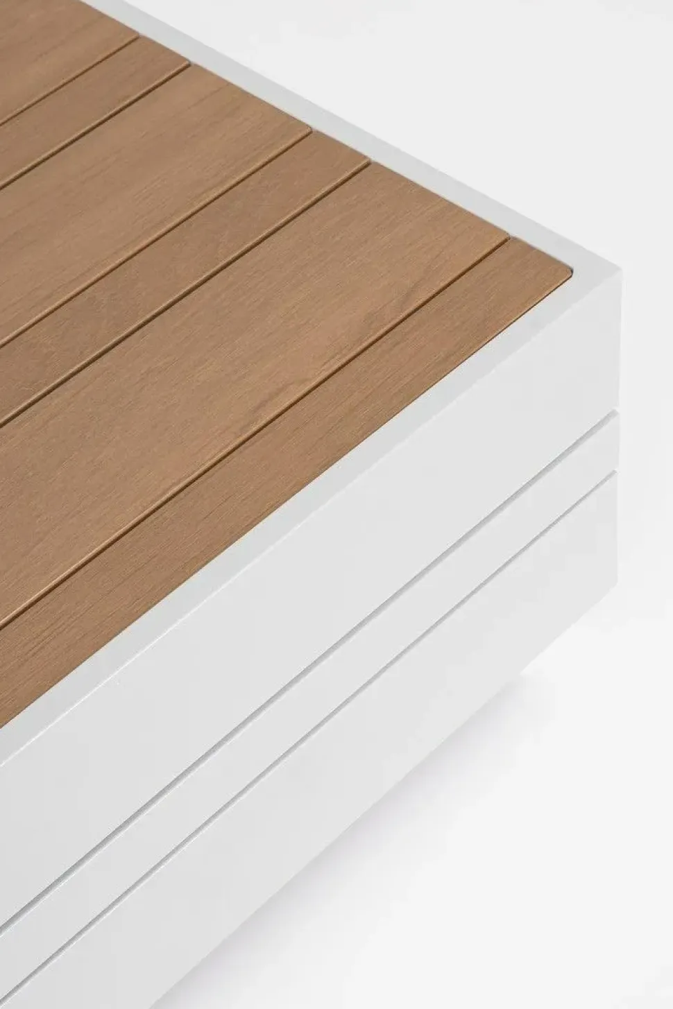 Set per l'esterno Salotto angolare osten a marchio Bizzotto a prezzo scontato