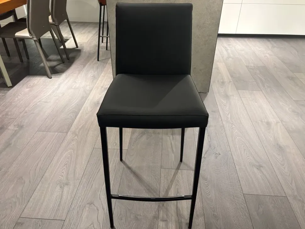 Sgabello Aida Calligaris a prezzo scontato