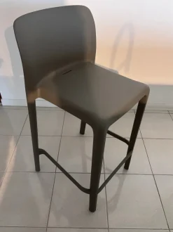 Sgabello Bayo Connubia a prezzo scontato