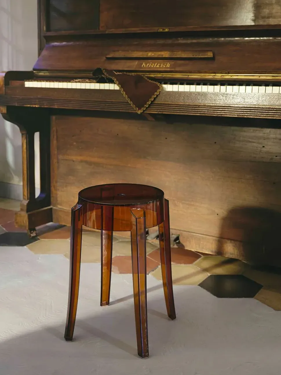 Sgabello Charles ghost Kartell a prezzo ribassato approfittane ora!