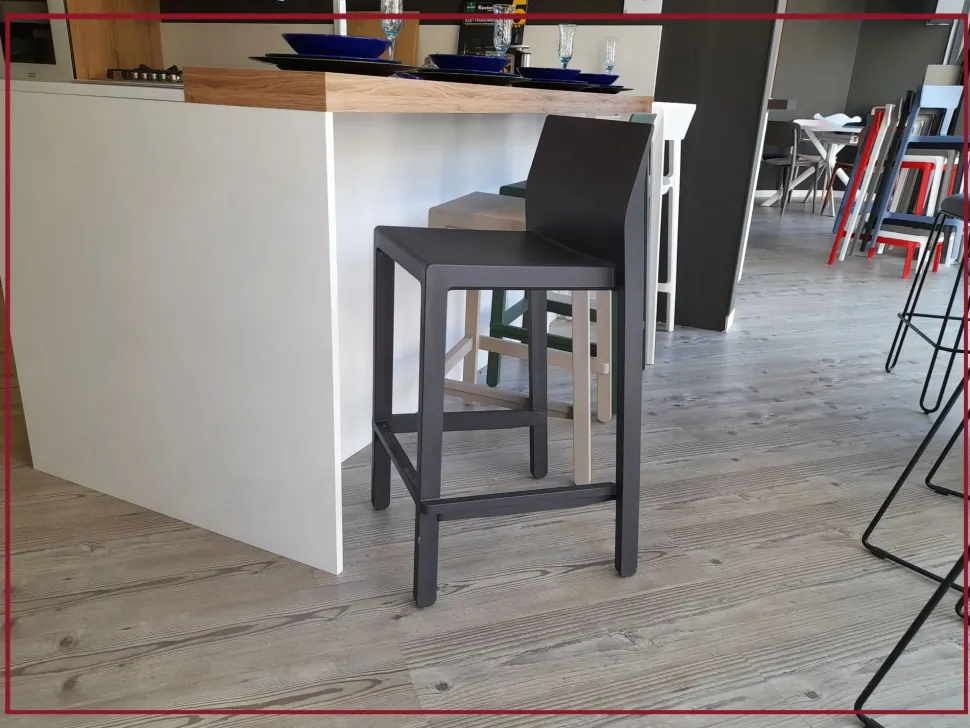 Sgabello con 4 gambe Kate Scab in offerta