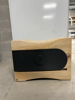 Sgabello con base centrale Temperino Riva 1920 in offerta