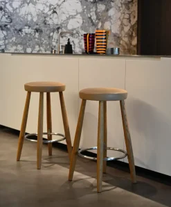 Sgabello da cucina Ch58 Carl hansen & son a prezzo scontato