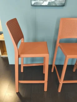 Sgabello Emi Scab con 4 gambe scontati