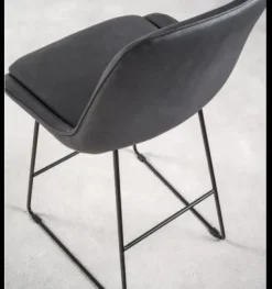 Sgabello modello Norway stool La seggiola SCONTATO a PREZZI OUTLET