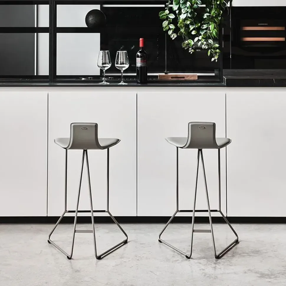 Sgabello Pepe Cattelan italia senza braccioli in offerta