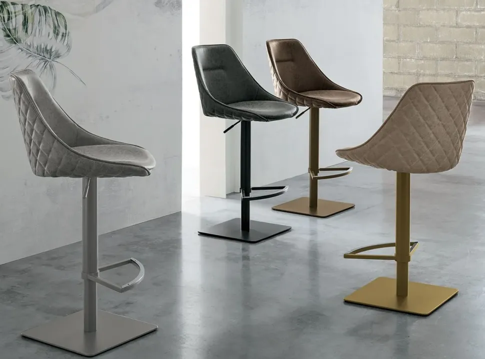 Sgabello regolabile in altezza Bilbao Target point a prezzo ribassato