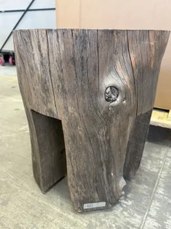 Sgabello Woody Riva 1920 con base centrale a prezzo conveniente