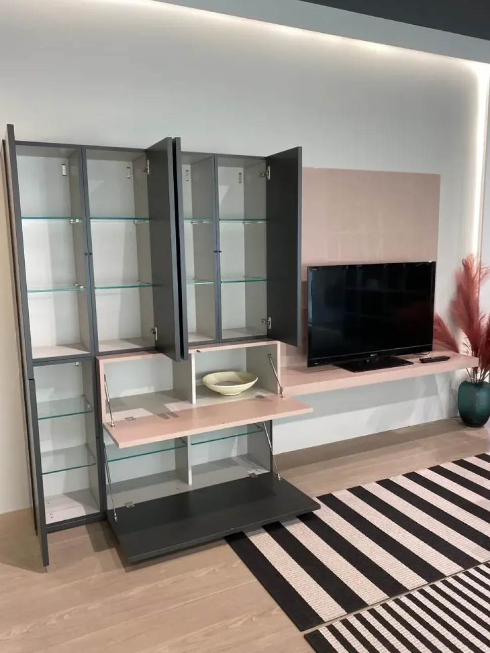 Soggiorno completo modello Parete living day 12 di Alf da fre in Offerta Outlet