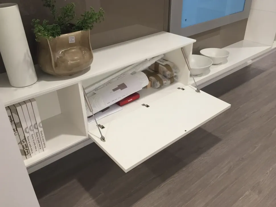 Soggiorno completo Motus living di Scavolini in laminato opaco in Offerta Outlet