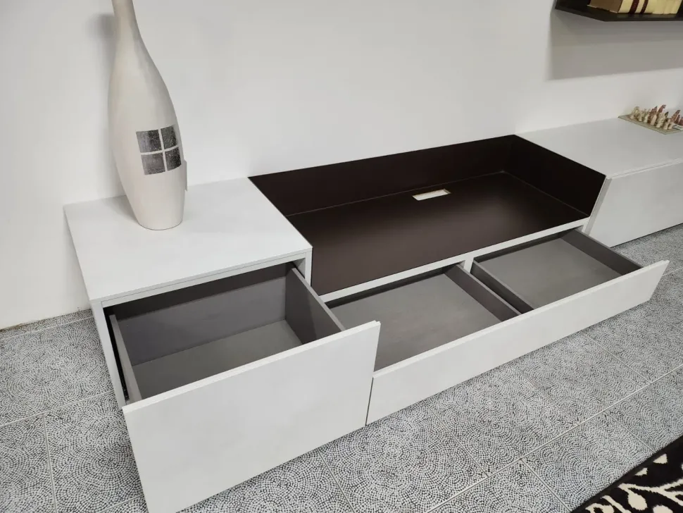 Soggiorno completo Unix di Maronese acf in stile moderno a prezzi outlet