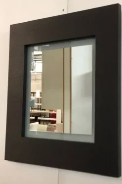 Specchiera Halifax Tokyo in legno a prezzo ribassato