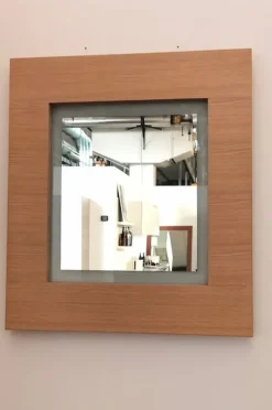 Specchiera Halifax Tokyo in legno a prezzo ribassato