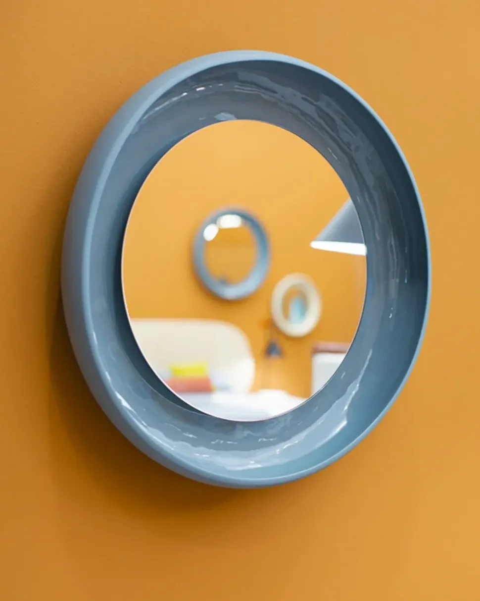 Specchiera modello Coque di Miniforms con forte sconto