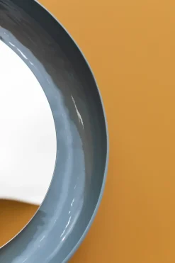 Specchiera modello Coque di Miniforms con forte sconto