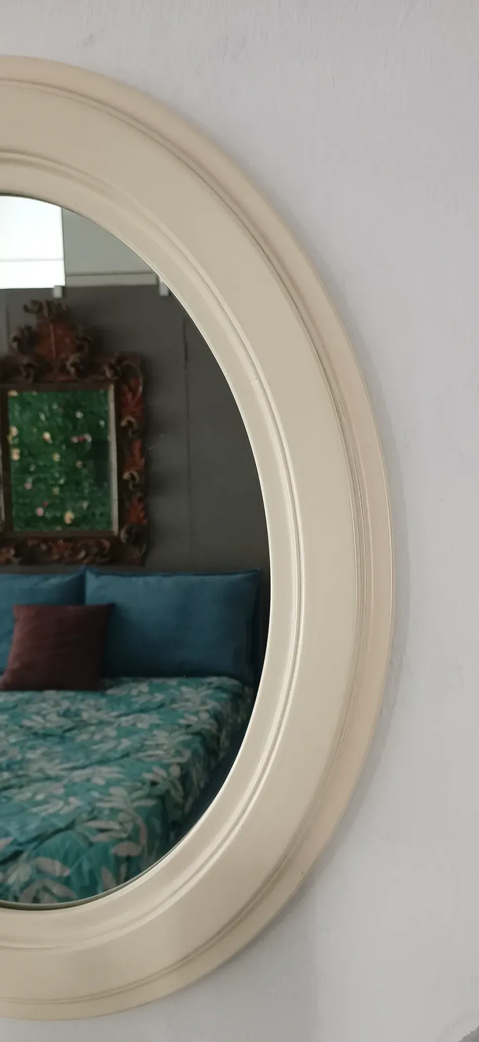 Specchio modello Elliptical di Collezione esclusiva a prezzi outlet