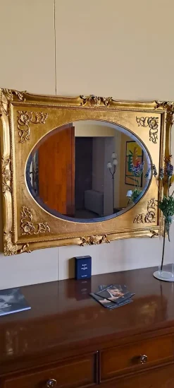 Specchio modello Matilda di &tradition a prezzi outlet