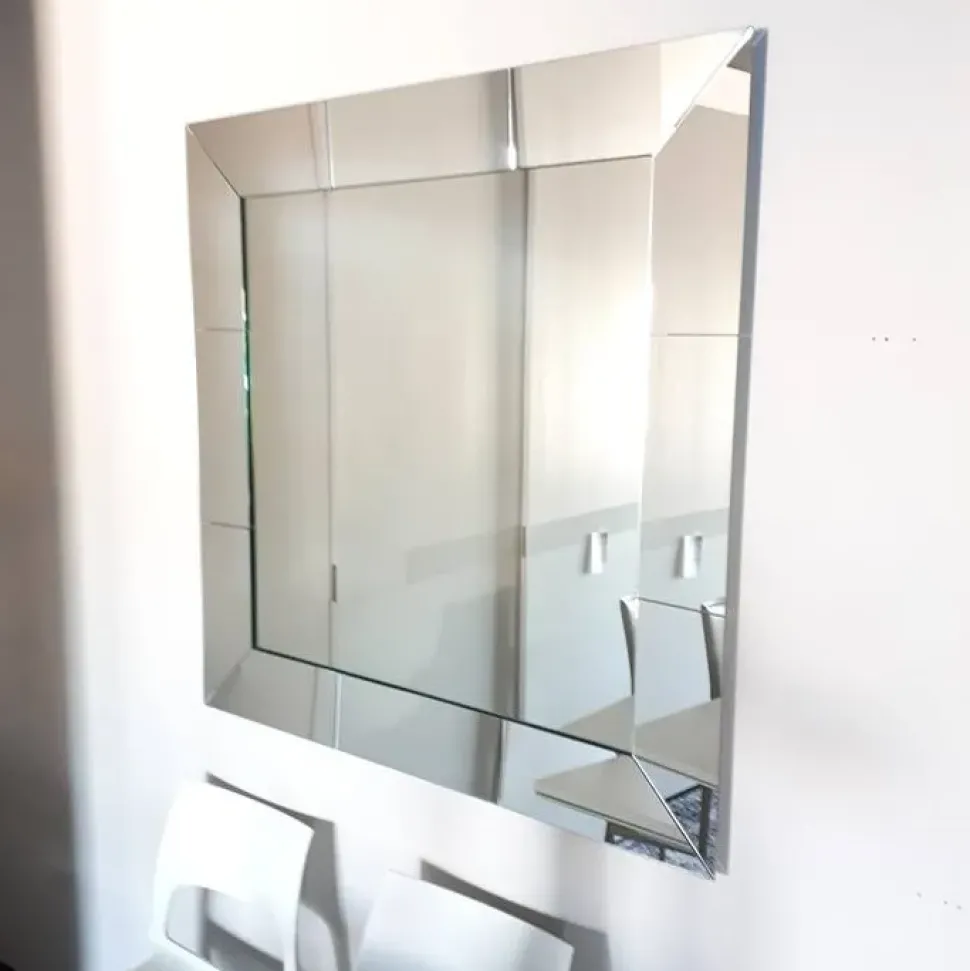 Specchio modello Regal di Cattelan italia in offerta