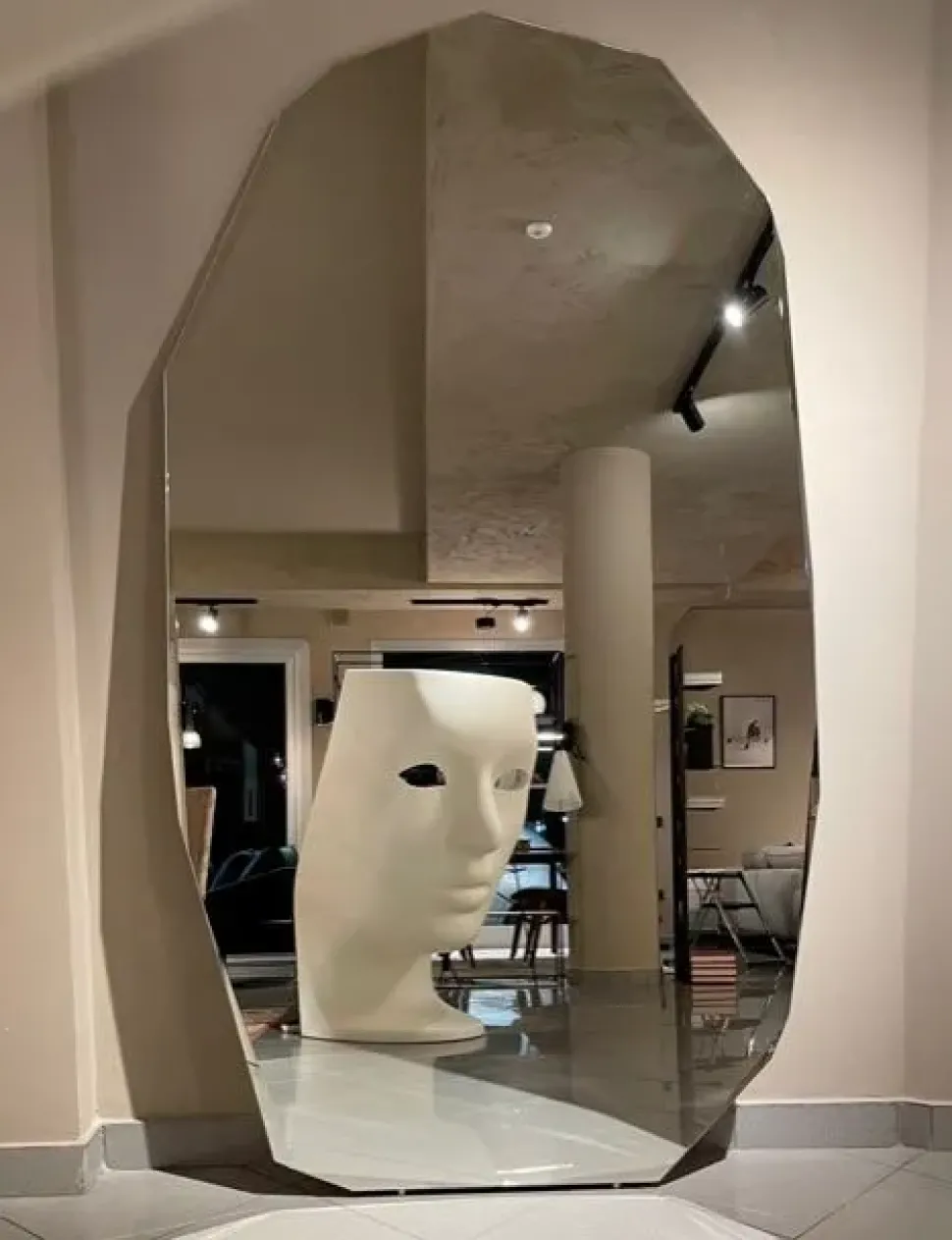 Specchio moderno Glas kooh-i-noor di Glas italia a prezzo Outlet