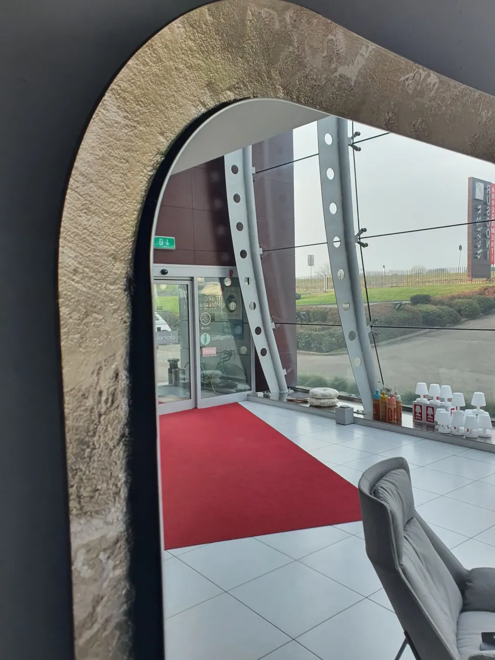 Specchio moderno Raggio di Ozzio in Offerta Outlet