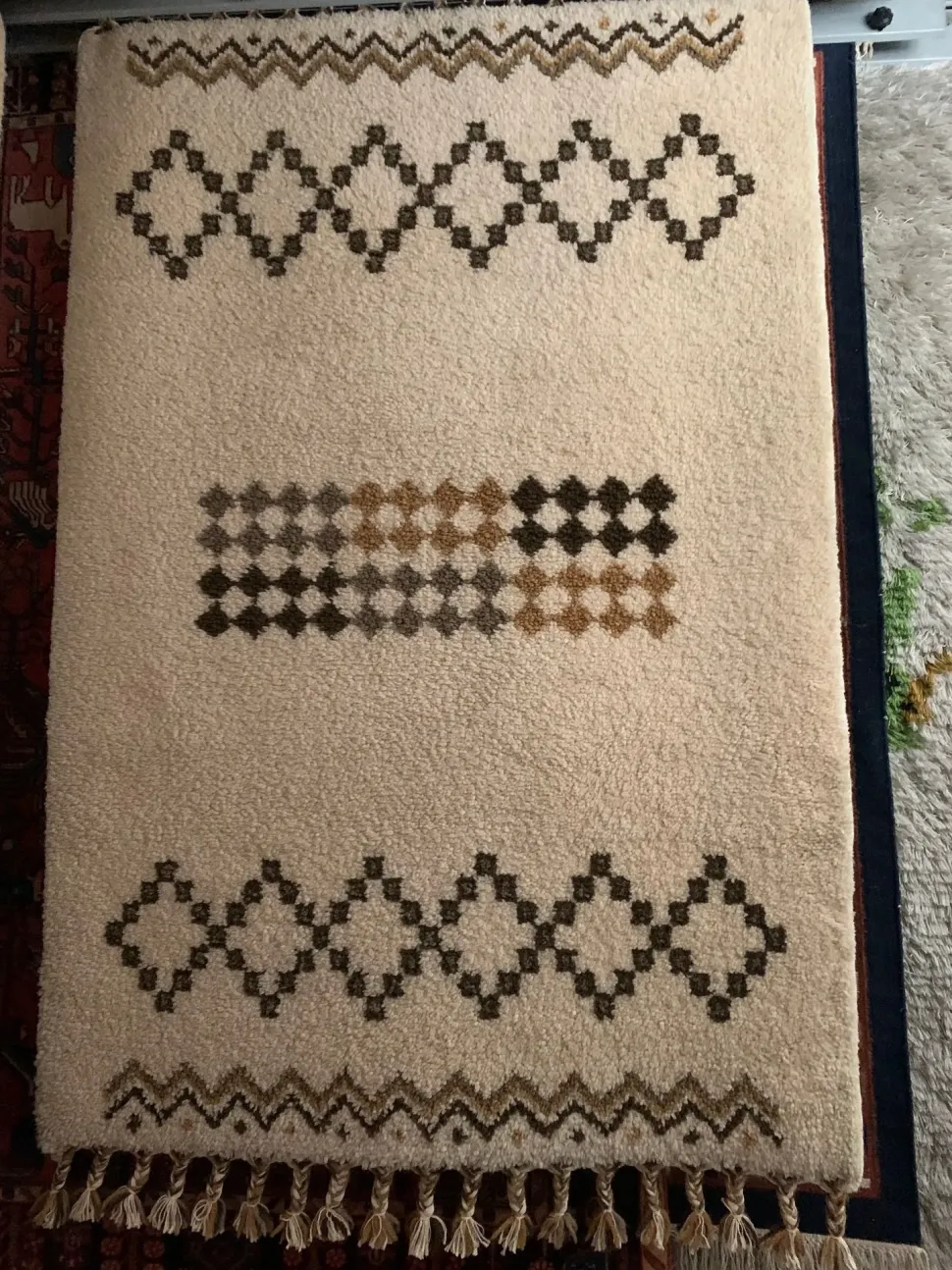 Tappeto in stile classico Ungherese Artigianale in Offerta Outlet