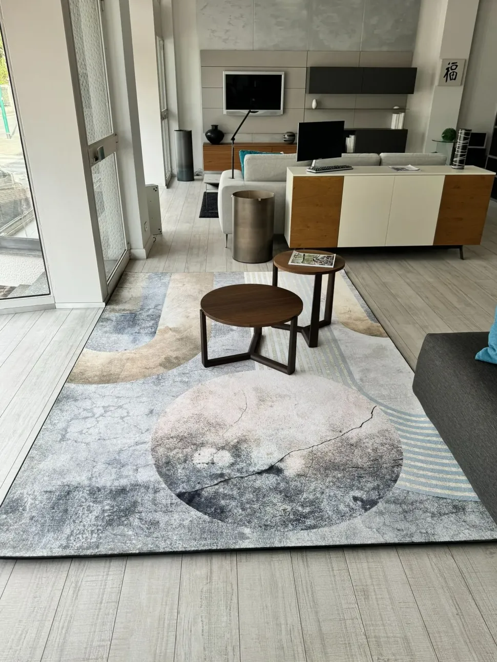 Tappeto modello Modello clock di inkiostro bianco Adriani e rossi con sconti imperdibili