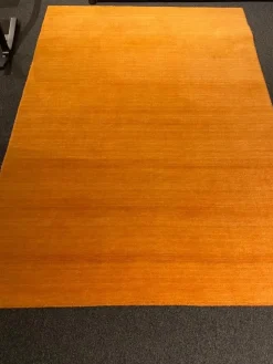 Tappeto Moderno in fibra sintetica  modello Eternity a prezzi convenienti