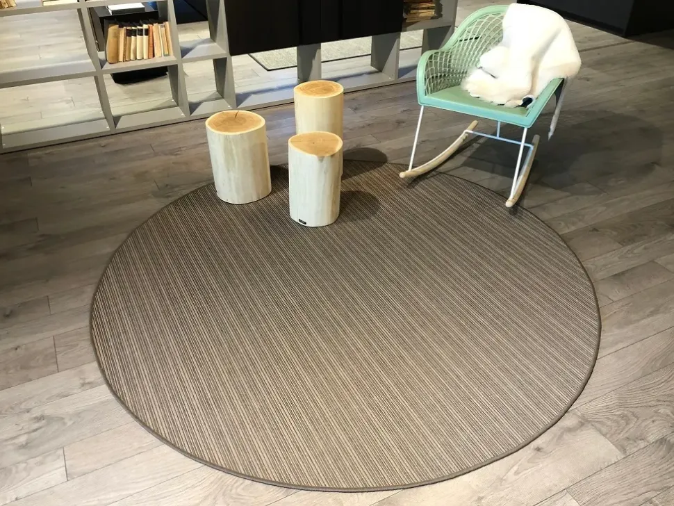 Tappeto rotondo in stile moderno Spring Besana a prezzo scontato