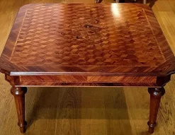 Tavolino classico Quadrato con intarsio diamante di Artigianale a prezzo scontato