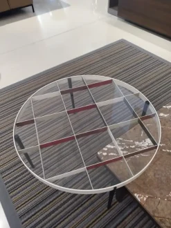 Tavolino D.555.1 del marchio Molteni & c con forte sconto - 26%