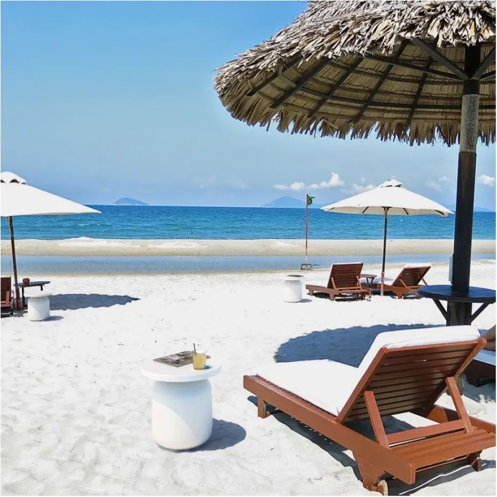 Tavolino design Juju di Serralunga a prezzo scontato