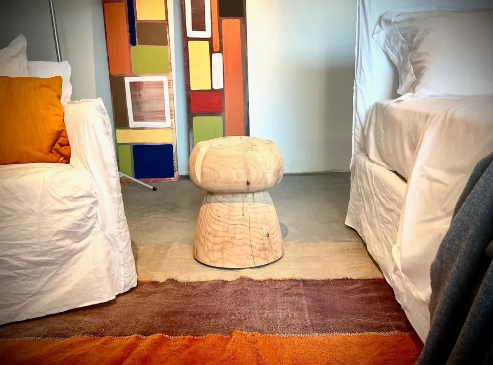 Tavolino design Miss champagne di Riva 1920 a prezzo scontato