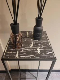 Tavolino design Narciso di Cantori a prezzo scontato