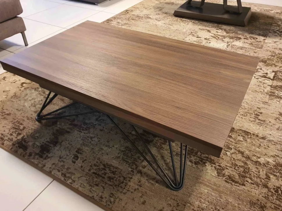 Tavolino design Ray di Easyline a prezzo ribassato