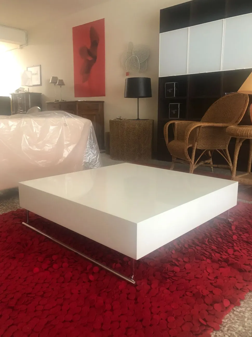 Tavolino design Shanghai tip di Moroso a prezzo ribassato