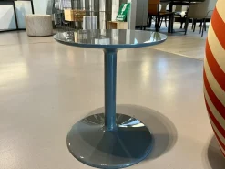 Tavolino design Spool di B&b italia a prezzo ribassato