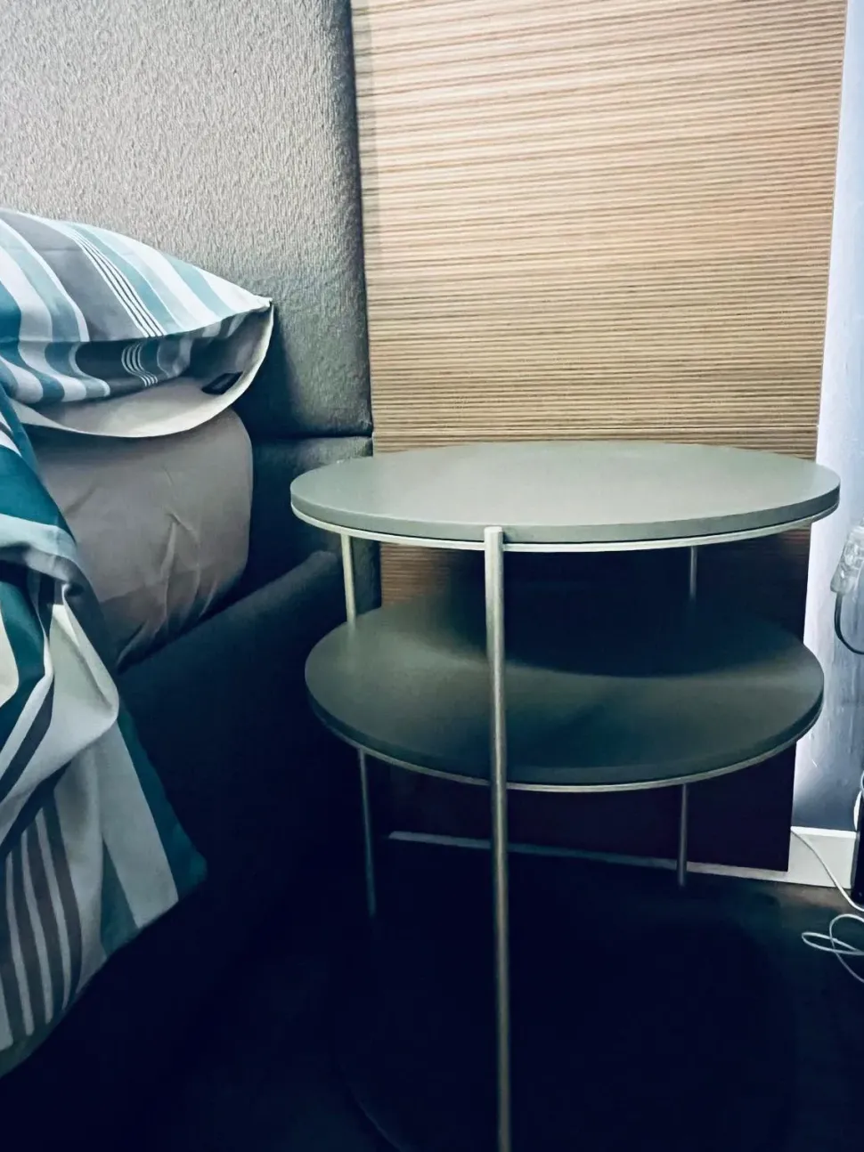 Tavolino design Tavolino polar di Adok a prezzo scontato