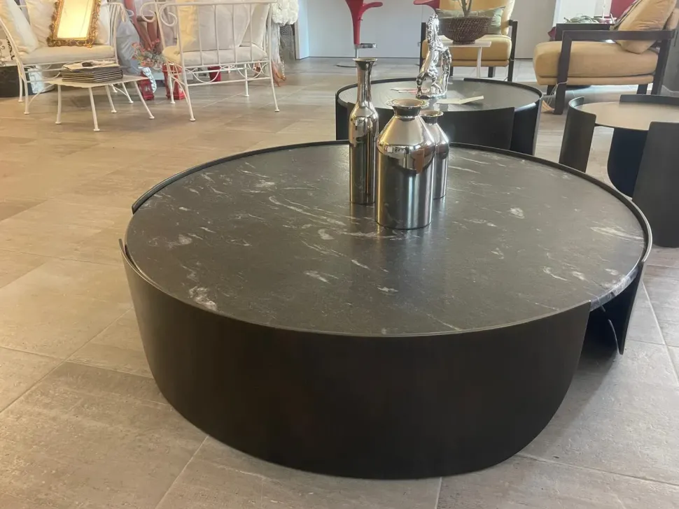 Tavolino design Tavolino grande atenae di Cantori a prezzo scontato