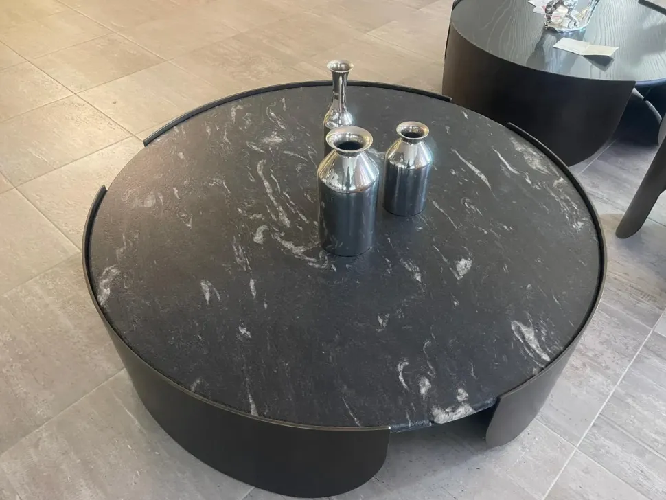 Tavolino design Tavolino grande atenae di Cantori a prezzo scontato