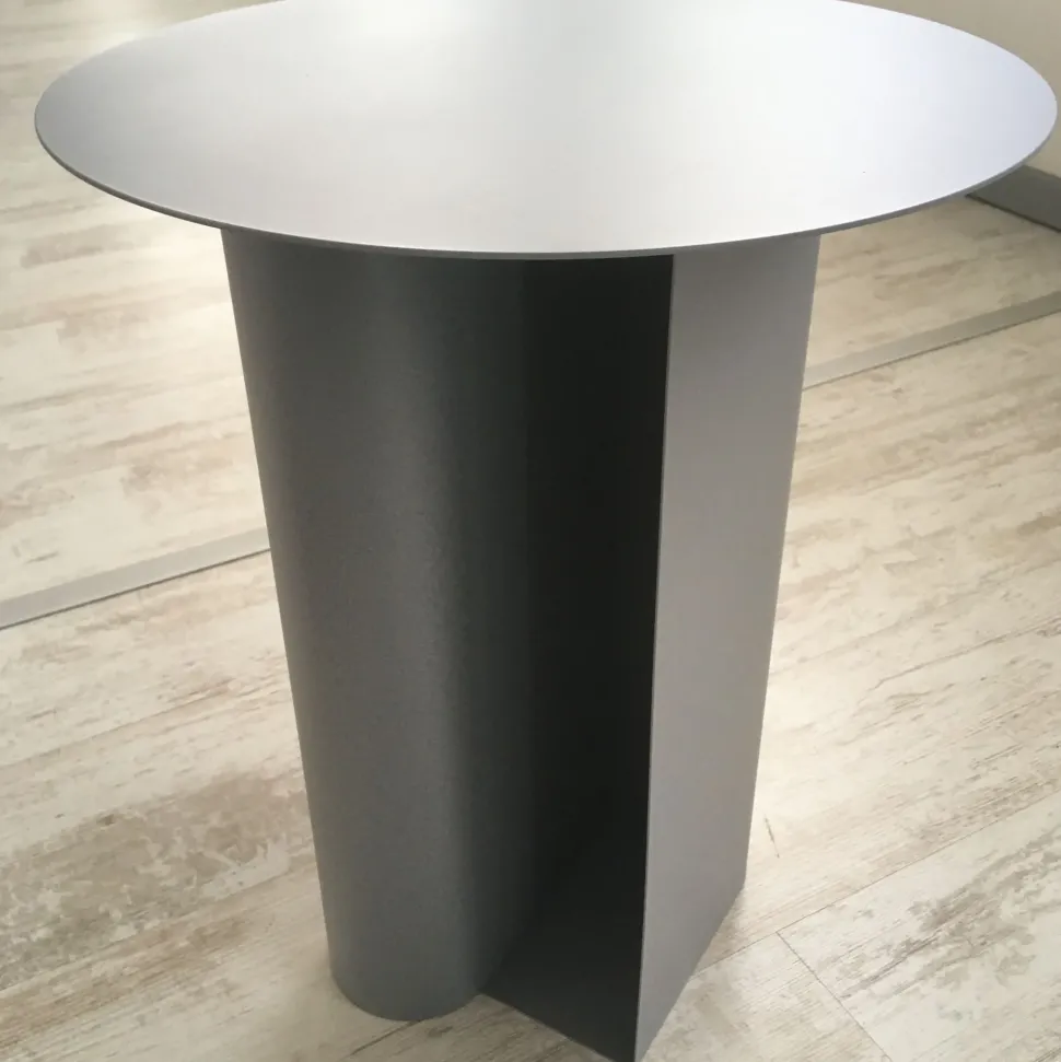 Tavolino design Tavolino santa lucia miro' opaco di Santa lucia a prezzo scontato