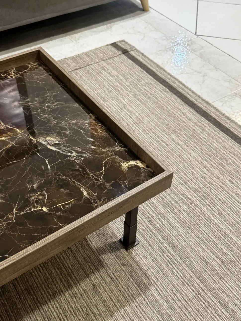 Tavolino Frame Target point a prezzo riservato