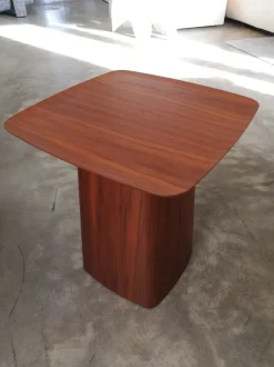 Tavolino in legno Wooden side table Vitra in Offerta Outlet