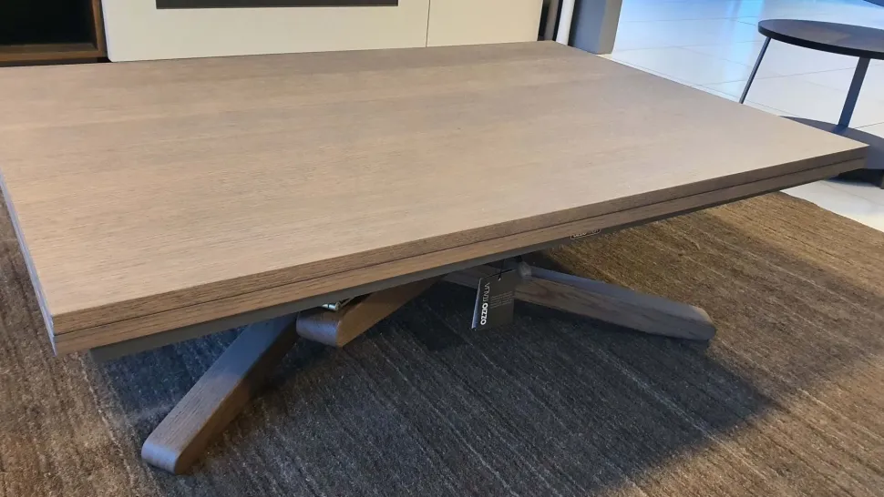 Tavolino in stile design modello Su e giu di Ozzio con sconti imperdibili