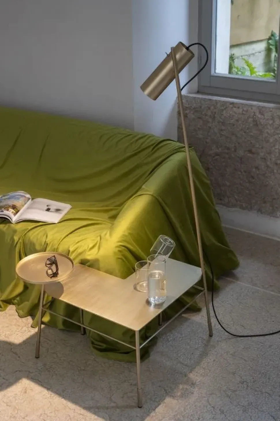 Tavolino in stile design modello Dasè di Mogg con sconti imperdibili