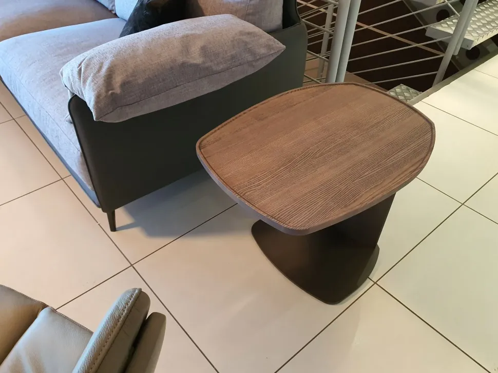 Tavolino in stile design modello Zoom di Ozzio a prezzi imbattibili affrettati