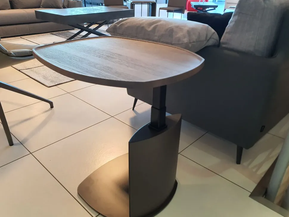 Tavolino in stile design modello Zoom di Ozzio a prezzi imbattibili affrettati