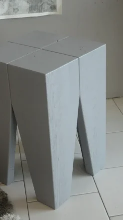 Tavolino in stile moderno modello Collezione eclettica di Devina nais a prezzi imbattibili